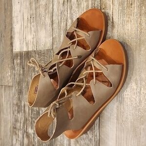Lucky Brand Lace Up Wedge Sandals Women's Size 7.5